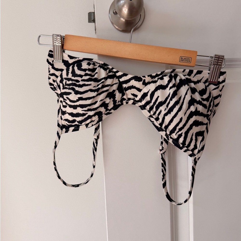 Shade & Shore Black and White Zebra Bikini Top